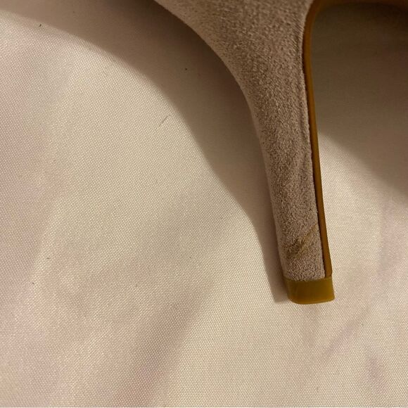 LOFT Vegan Faux Suede Peep Toe Pumps Sz 9 excellent condition. Comfortable shoe - Picture 9 of 16